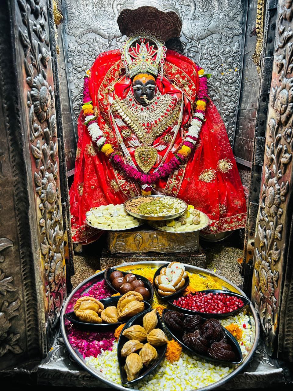 Maihar Ki Sharda Mata Ki Photo